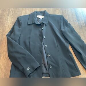 Jones New York Black Blazer/Suit Coat - Size 10
